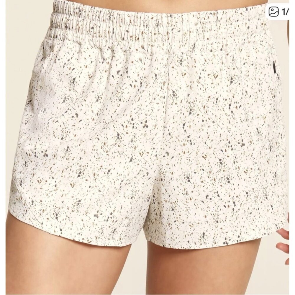 Calia by Carrie Underwood Y Plus Size Infinity Rise Running Shorts